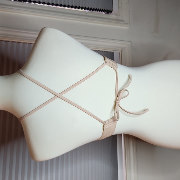 High Neck Swim Top Cross - Picture 3 of 3